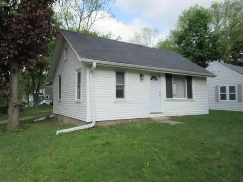 5251 Grand Ave, White Bear Township, MN 55110