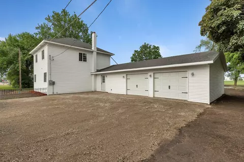 109 Washburn Ave, Belgrade, MN 56312