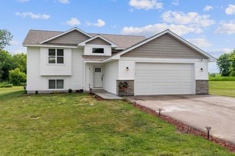 1131 Eulaine Cir, Hammond, WI 54015