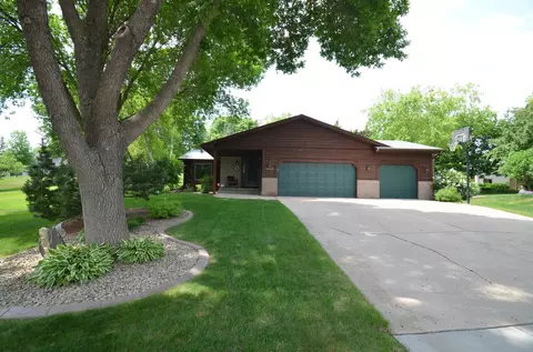 6269 Dallas Ct N, Maple Grove, MN 55311