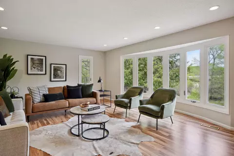 9500 Flying Cloud Dr, Eden Prairie, MN 55347