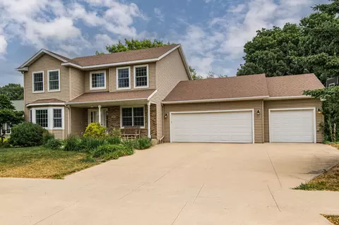 3044 Cassidy Dr NE, Rochester, MN 55906