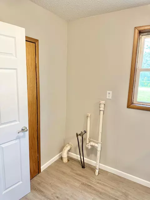 102 E Read St, Le Roy, MN 55951 photo 11