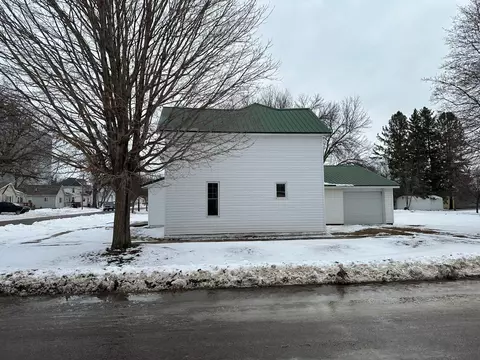 102 E Read St, Le Roy, MN 55951 photo 2
