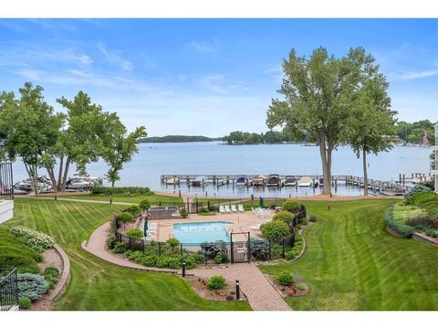603 Lake St #308, Excelsior, MN 55331
