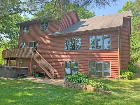 2142 Poplar Ln, Dresser, WI 54009