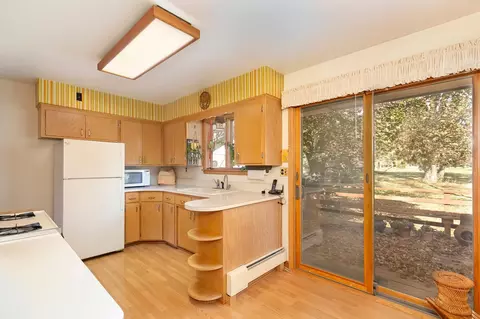 4890 Main St E, Maple Plain, MN 55359 photo 13