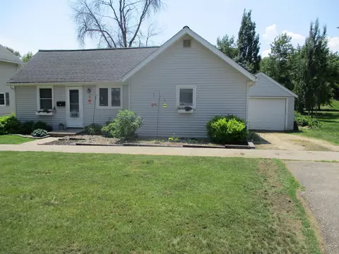 406 Main St E, Wabasha, MN 55981