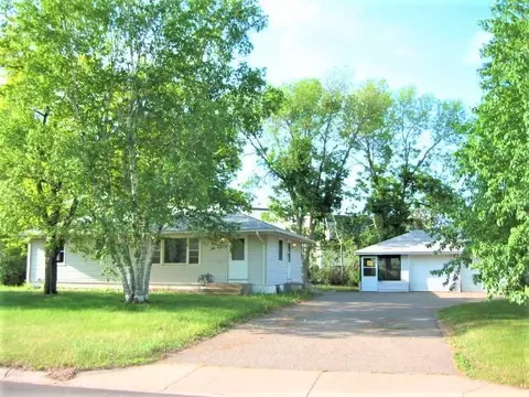7201 Hartkopf Ln, Brooklyn Park, MN 55428