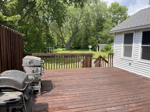 415 N 3rd St, Marshall, MN 56258 photo 15