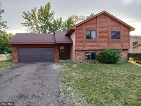 7517 Colorado Ave N, Brooklyn Park, MN 55443