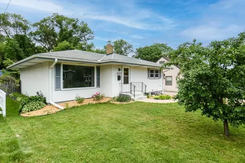 416 Ruby Dr, West Saint Paul, MN 55118