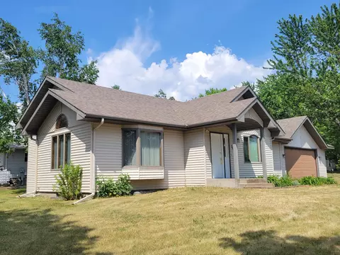 302 Park Ave SW, Pierz, MN 56364