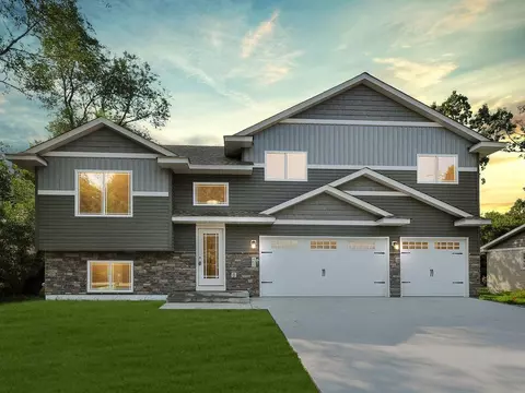 60 N Fitzgerald Ave, Rush City, MN 55069