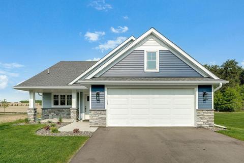 25464 Farmstead Ln, Wyoming, MN 55092