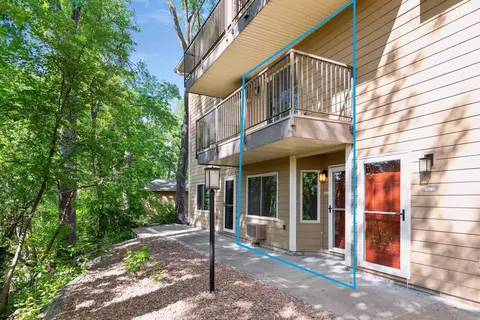 2010 Ridge Dr #15, Saint Louis Park, MN 55416