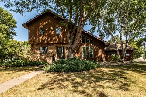 323 NW 7th St, Buffalo Lake, MN 55314