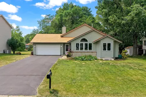 4325 Niagara Ln N, Plymouth, MN 55446