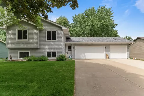 11817 Sumter Ct, Champlin, MN 55316 photo 1