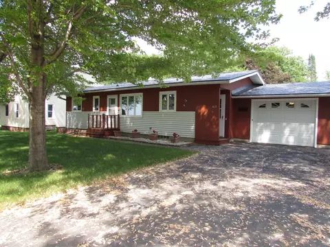410 N 1st Ave W, Truman, MN 56088