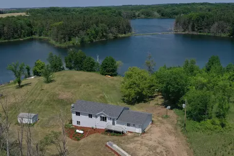 40591 Shadow Dr, Clitherall, MN 56524