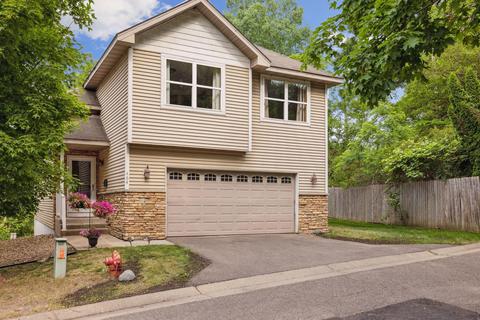 464 Wyoming St E, Saint Paul, MN 55107