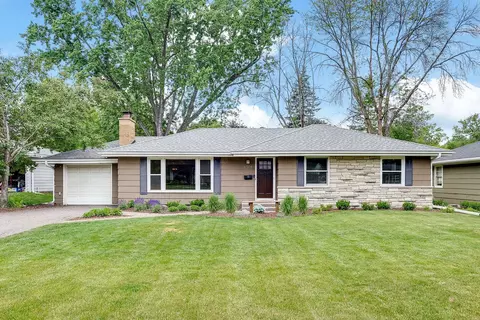 6004 Chowen Ave S, Edina, MN 55410