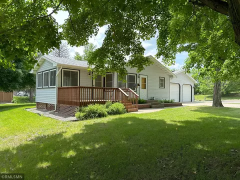 505 Norway Dr E, Annandale, MN 55302