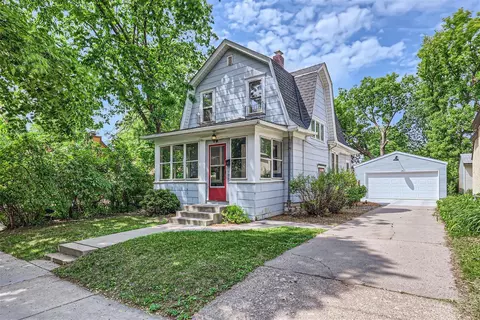 1007 27th Ave NE, Minneapolis, MN 55418