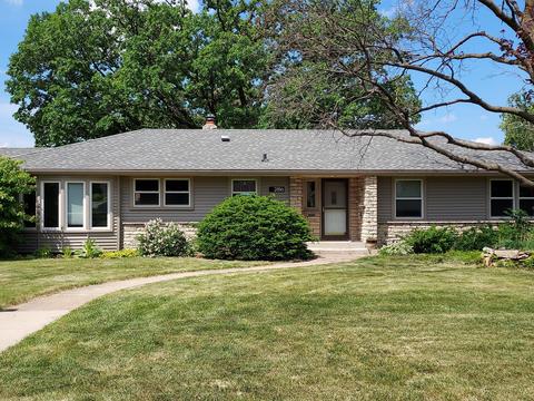 2816 Coolidge St NE, Saint Anthony, MN 55418