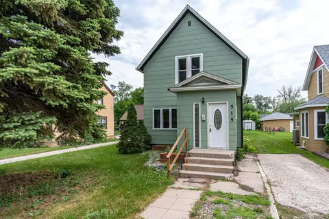 515 Holly Ave, Crookston, MN 56716