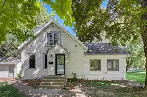 2309 10th St, White Bear Lake, MN 55110