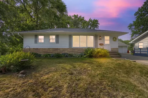 5239 48th Ave N, Crystal, MN 55429