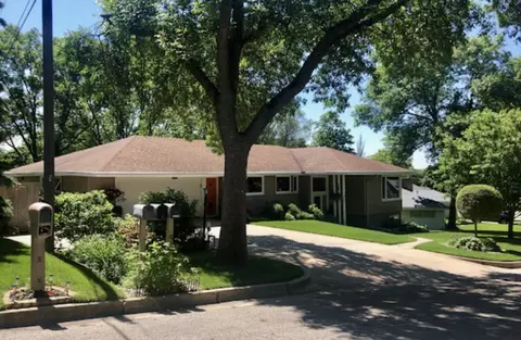 1622 Northwood Dr NE, Rochester, MN 55906
