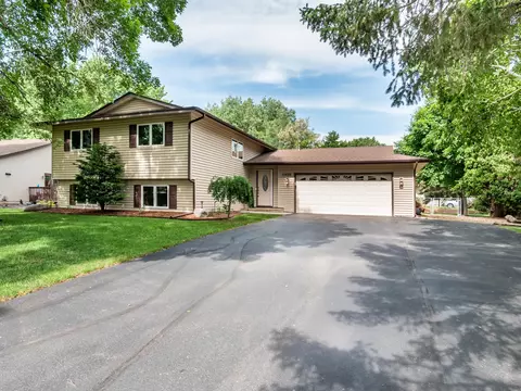 13502 Webster Ave, Savage, MN 55378