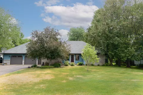 32022 Northwood Ln, Saint Cloud, MN 56303
