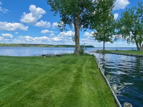 16664 Hightop Way NW, Pike Bay Twp, MN 56633