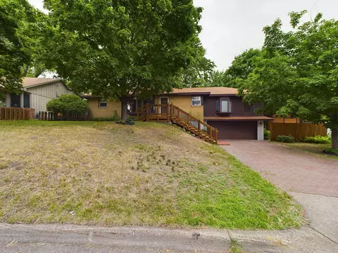 330 Apple Ln, Richfield, MN 55423