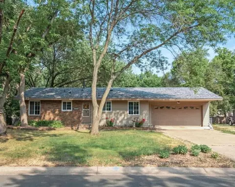 10391 Quinn St NW, Coon Rapids, MN 55433