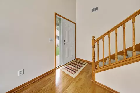 523 W Riverview Dr, Waterville, MN 56096 photo 3