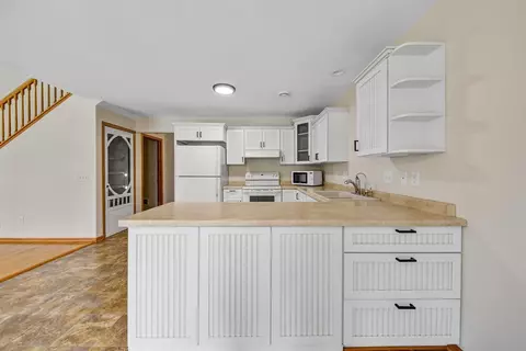 523 W Riverview Dr, Waterville, MN 56096 photo 6