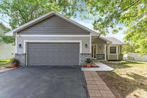 11725 Georgia Ave N, Champlin, MN 55316