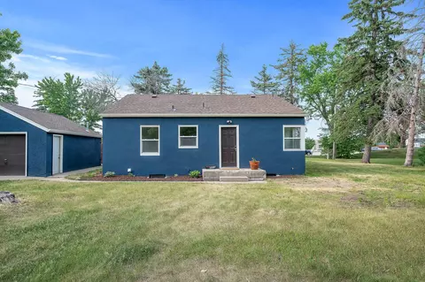 9809 Girard Cir, Bloomington, MN 55431
