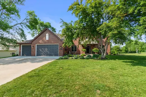 12800 43rd Ave N, Plymouth, MN 55442