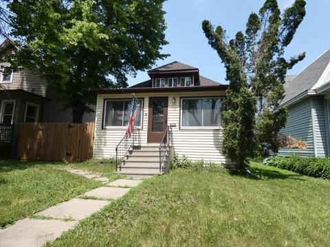 517 11th St S, Virginia, MN 55792