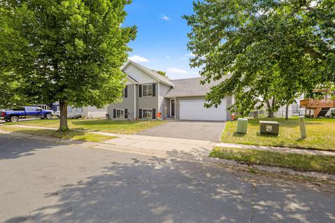 711 13th St, Farmington, MN 55024