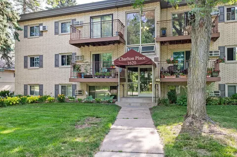 1620 Charlton St #308, West Saint Paul, MN 55118