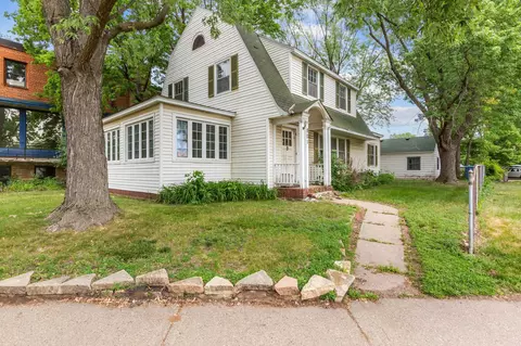 801 E River Pkwy, Minneapolis, MN 55414