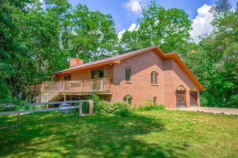 16480 Upper 23rd St S, Lakeland, MN 55043