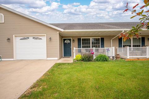 508 E 2nd St S, Truman, MN 56088